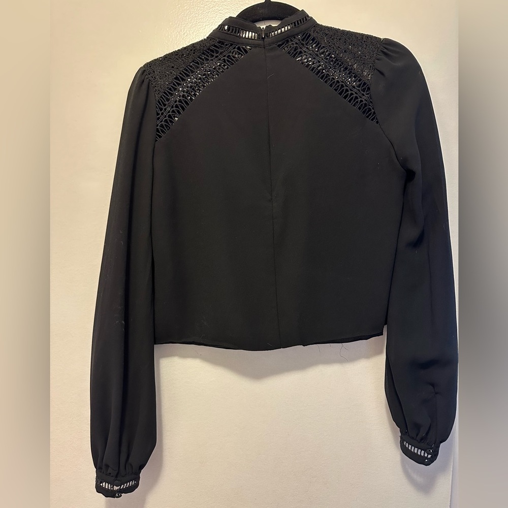 Tularosa black blouse with keyhole - Picture 4 of 4